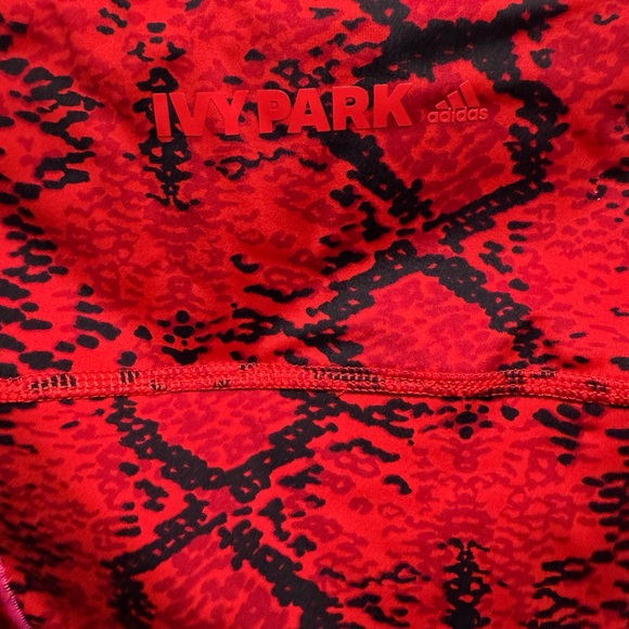 NWT ADIDAS IVY PARK X ADIDAS SHORT-Rare -xl - Picture 3 of 9